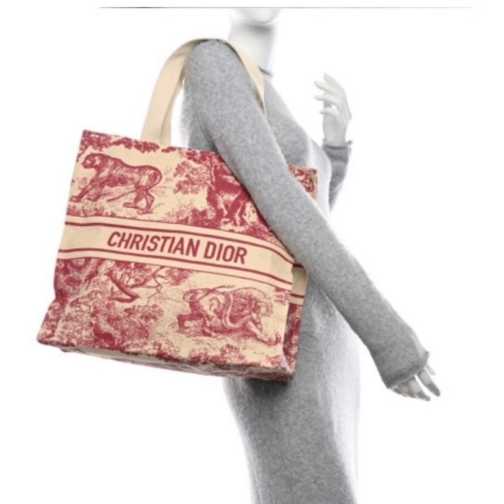 Christian Dior Riviera Tote Bag – GWP Exclusive (New in Sealed Packaging) Red - Picture 2 of 8